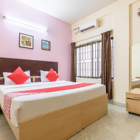 Capital O 5379 The Roy Grand Inns Bangalore Exterior foto